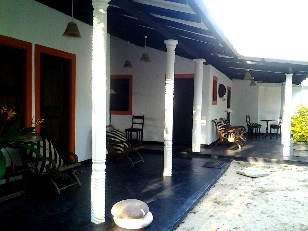 Shehani Beach Bungalow Tangalle Bagian luar foto