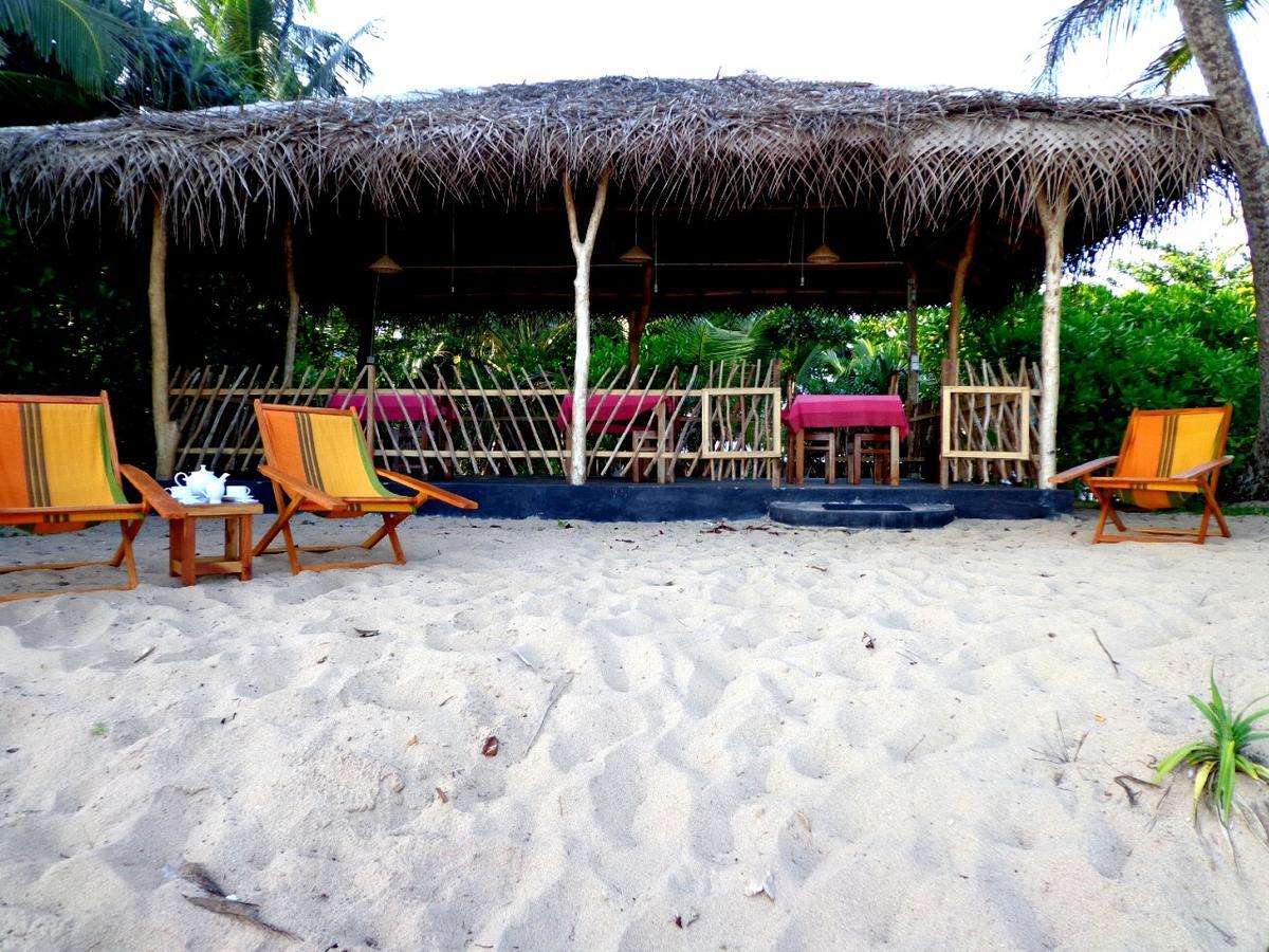 Shehani Beach Bungalow Tangalle Bagian luar foto
