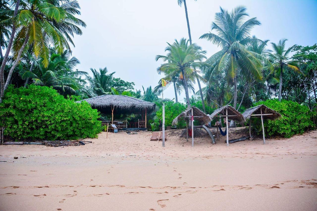 Shehani Beach Bungalow Tangalle Bagian luar foto